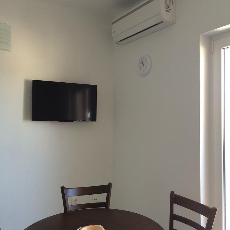 Apartments Pisac Razanj Bilik gambar