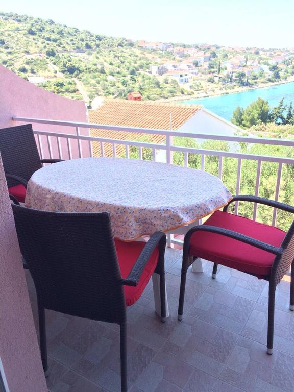 Apartments Pisac Razanj Luaran gambar